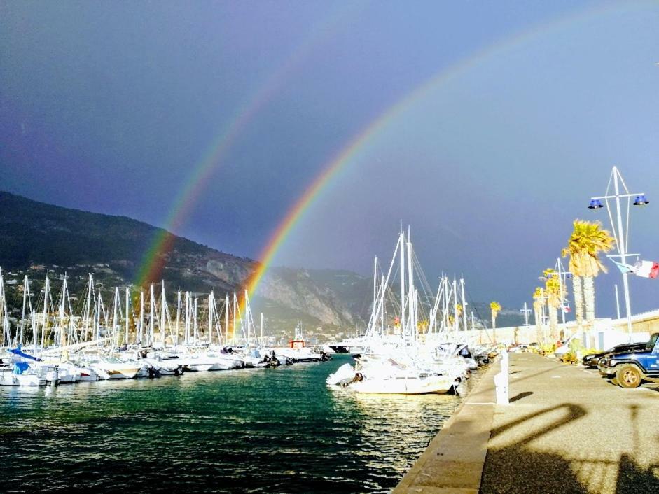 Menton 2 Pieces Climatise A Cote De La Plage Rue Palmaro Екстер'єр фото